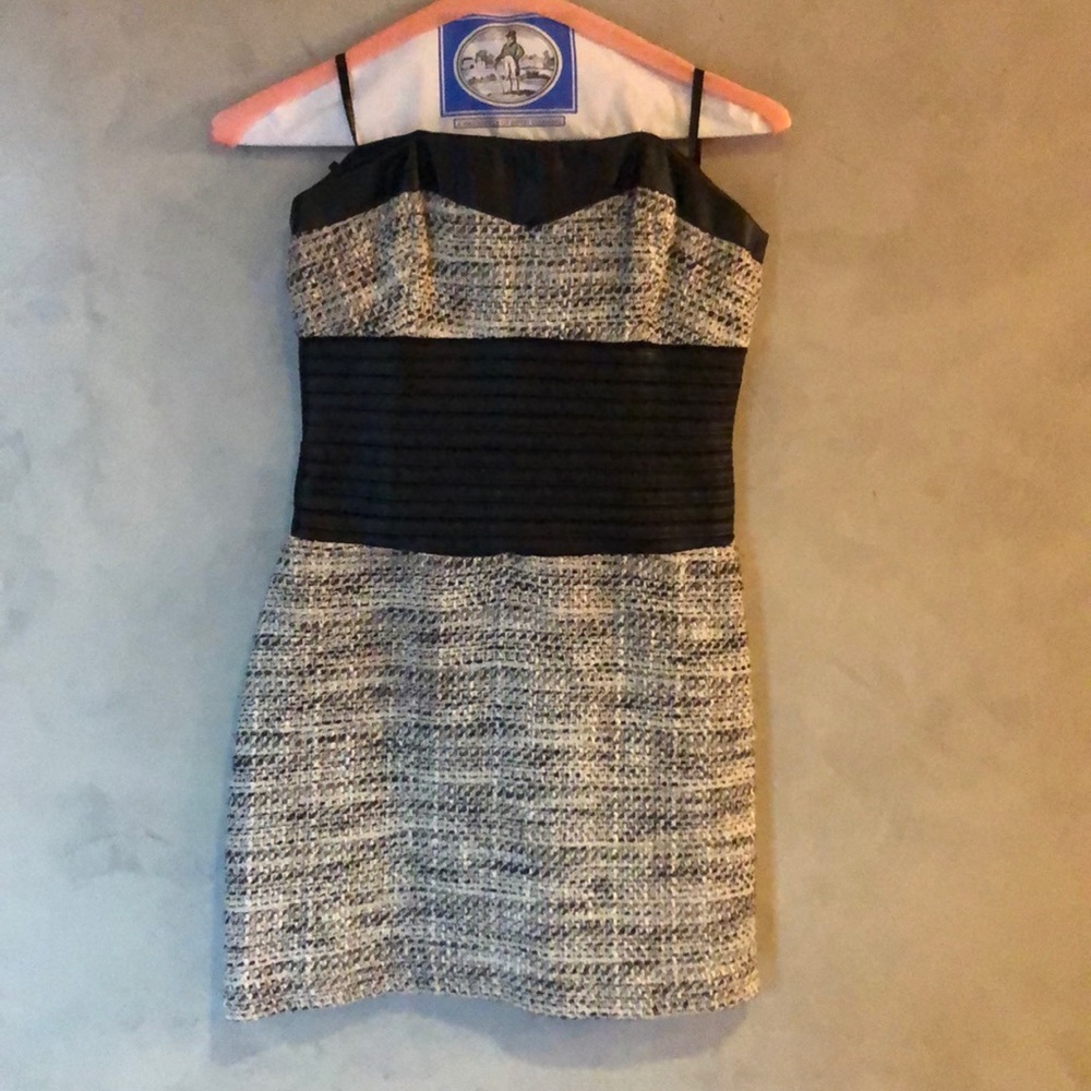 Tweed strapless dress